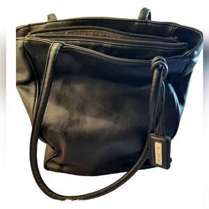 Bueno Black Shoulder Bag